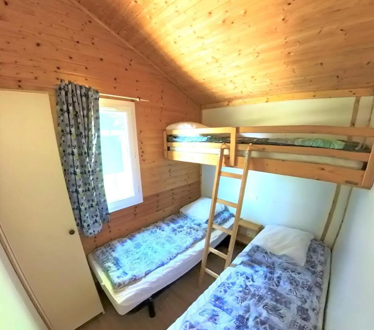 אתר קמפינג מלון Rousset  Camping La Viste