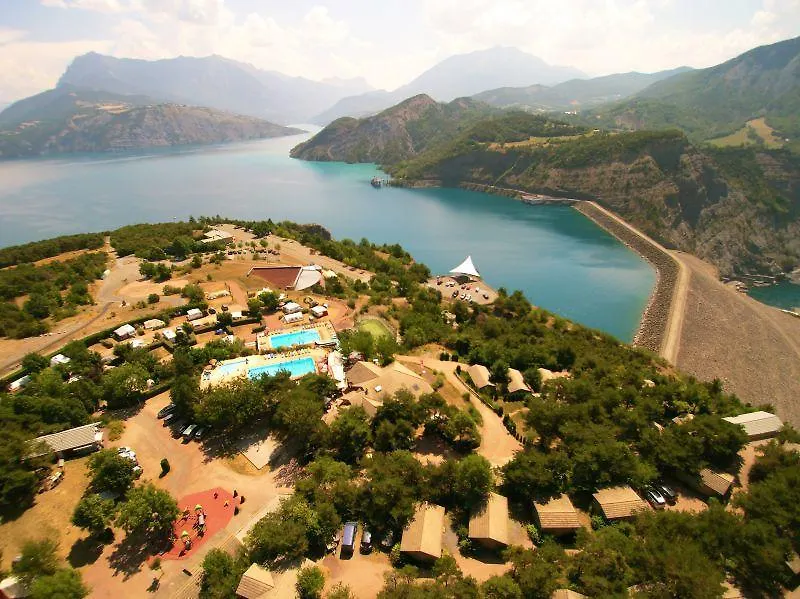 מלון Rousset  Camping La Viste 4*, Rousset (Hautes-Alpes)
